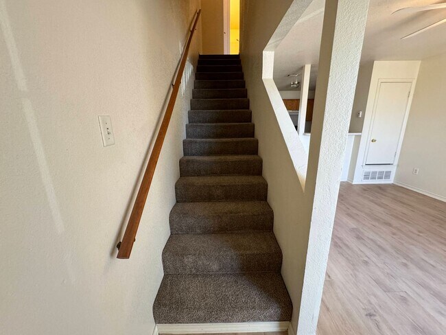 Foto del edificio - 4200 July Dr