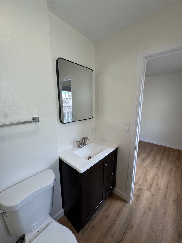 Foto del edificio - 1153 E 71st St