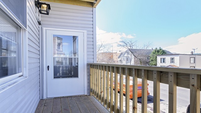 Building Photo - 1833 N Kimball Ave