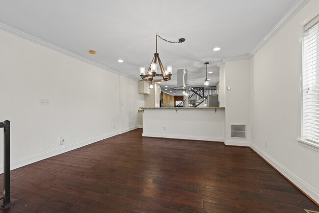 Building Photo - 309 E Lafayette Ave