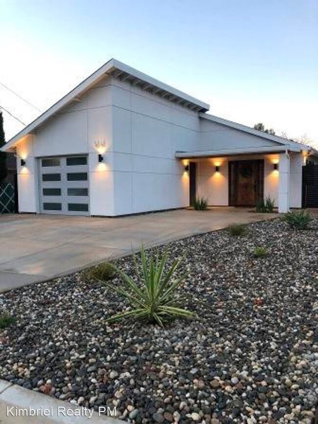 Building Photo - 3 br, 2 bath House - 9845 Old Placerville Rd
