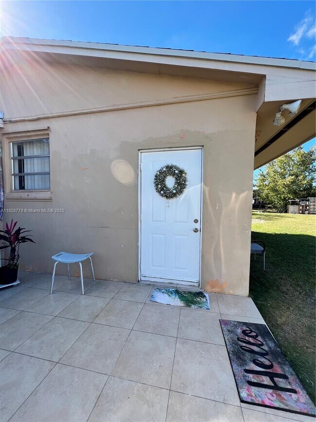 Foto del edificio - 16980 SW 297th St