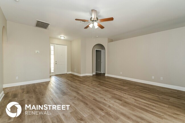 Building Photo - 3405 3rd St W