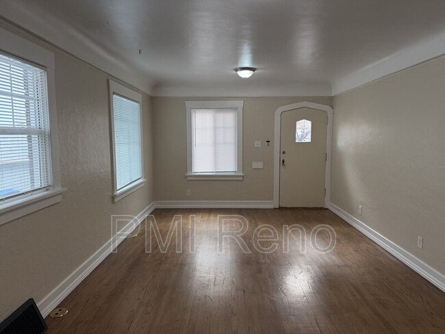 Foto del edificio - 315 Ryland St