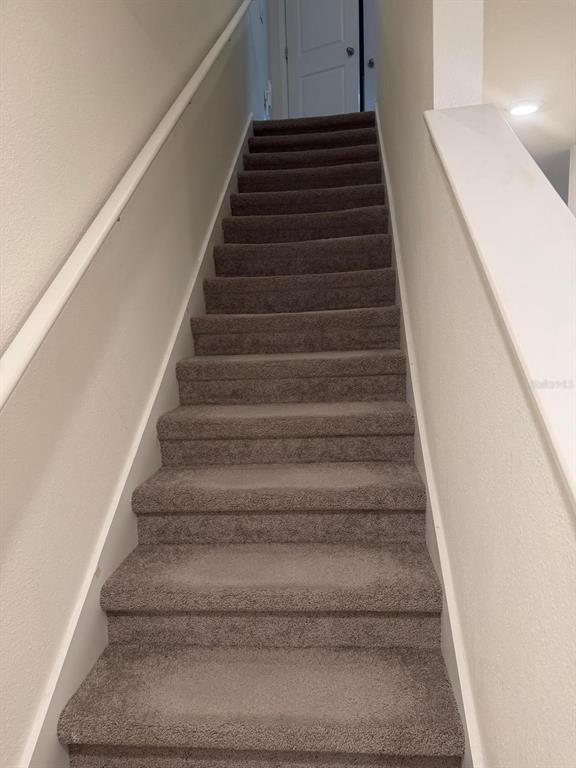 Foto del edificio - 34272 Redwood Dawn Ln