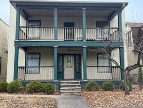 Building Photo - 2825 Garfield Ave