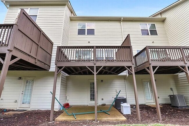 Building Photo - 2055 Liberty Ct NW