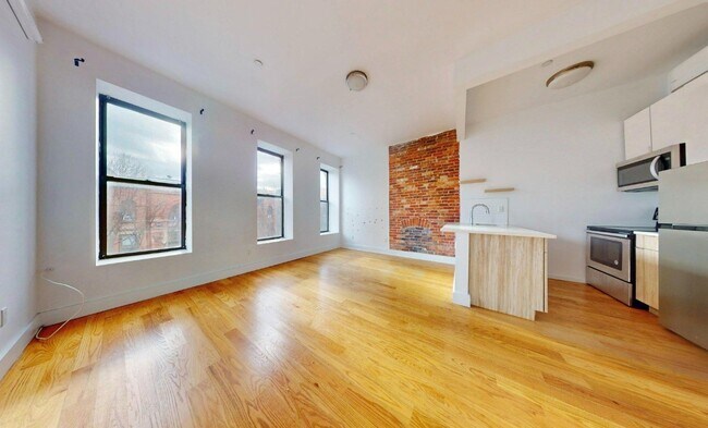 Foto del edificio - West 121st Street