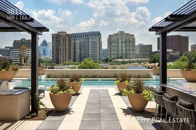 Building Photo - 3811 Oak Lawn Ave