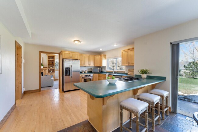 Building Photo - 1702 Cutter Ln
