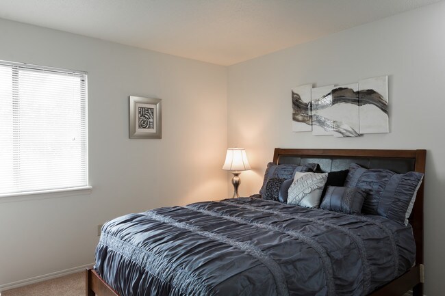 Carmel Woods Apartments Carmel, IN