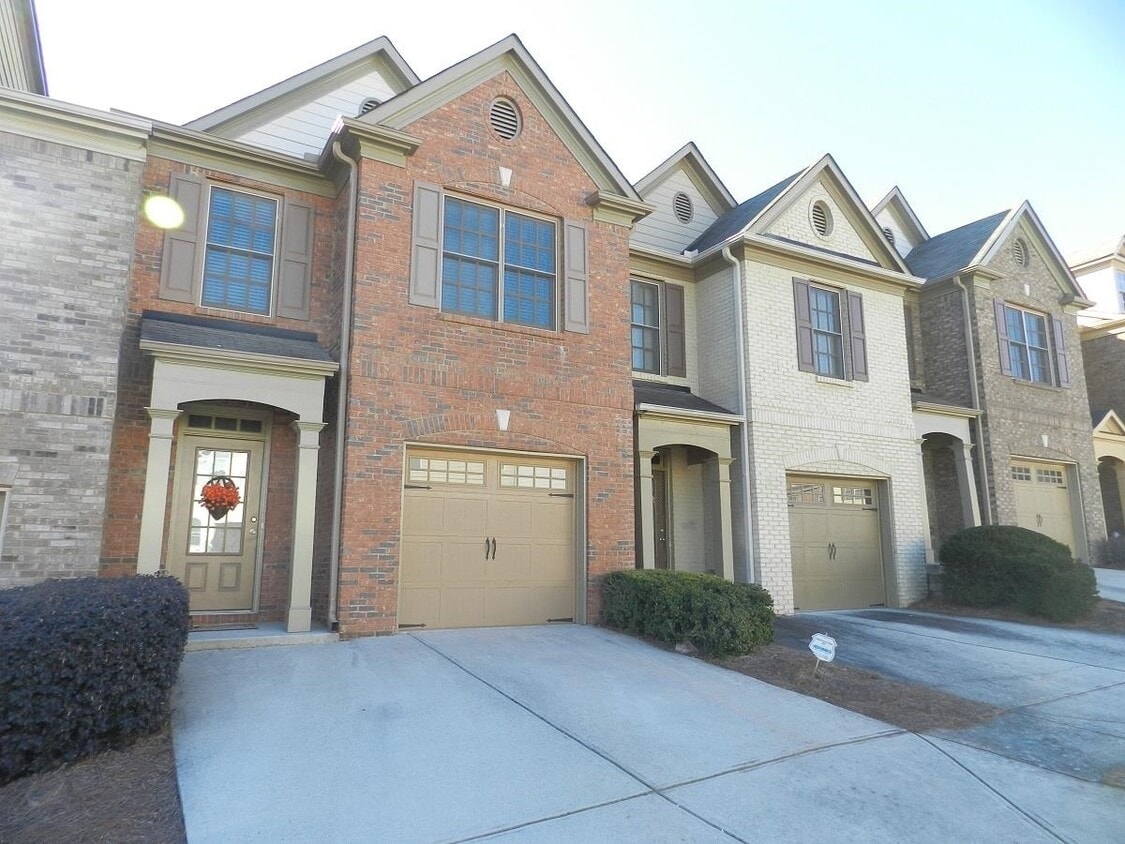 348 Beynon Terrace, Suwanee, GA 30024 Townhome Rentals in Suwanee GA
