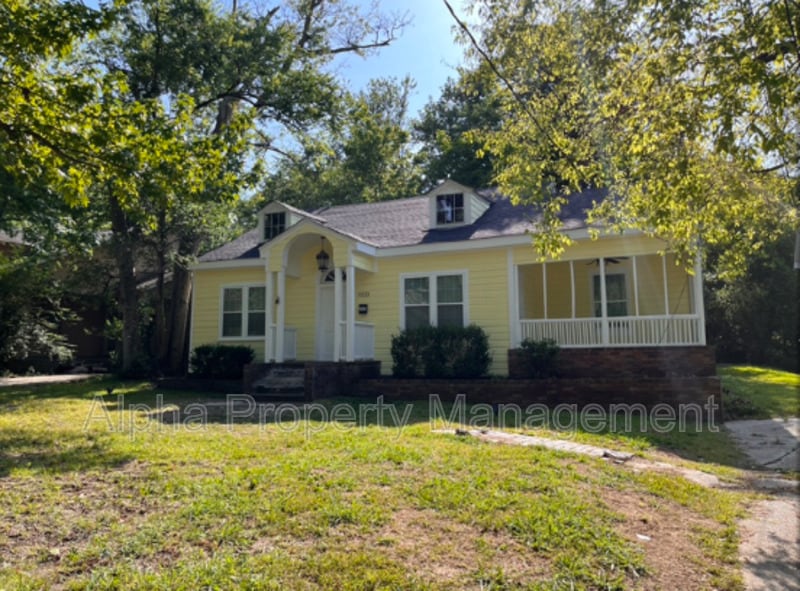1033 Whitworth St, Jackson, MS 39202 House Rental in Jackson, MS