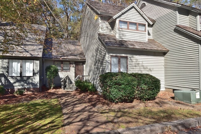 Building Photo - 28 Winders Creek