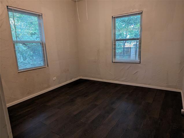 Building Photo - 710 S Scullin Ave