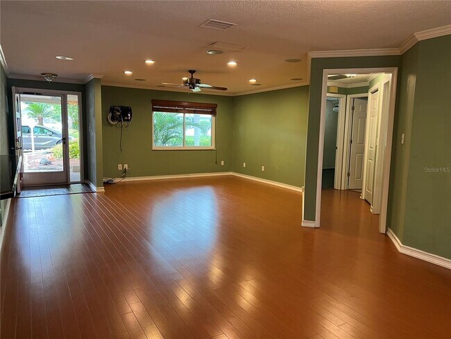 Building Photo - 3270 Causeway Dr