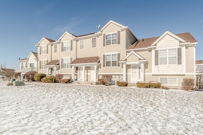 Foto del edificio - 1628 Fieldstone Dr N