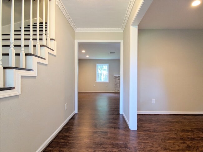 Building Photo - 10603 Brentway Dr