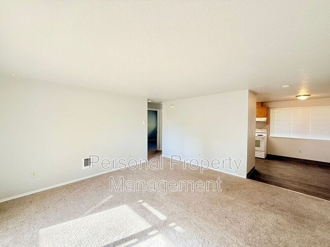 Foto del edificio - 506 E 34th St