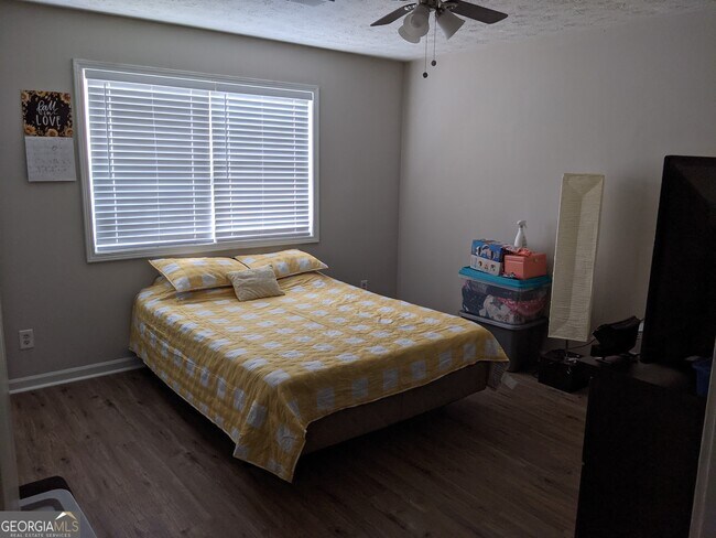 Foto del edificio - 1608 Kirkland Rd