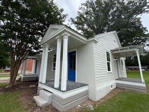 Building Photo - 401 McKee Ave