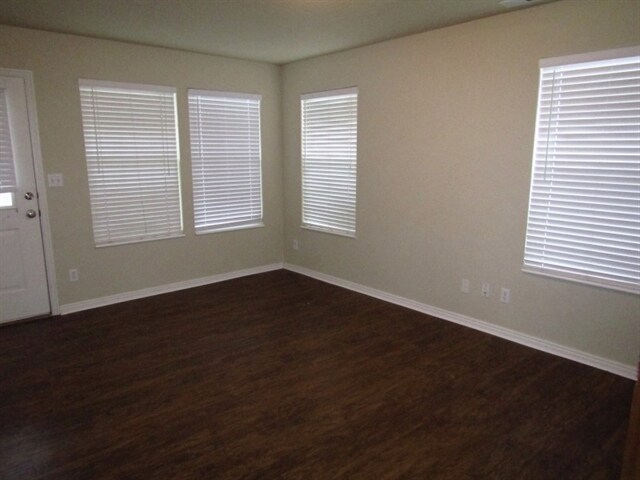 Foto del edificio - 7801 N Ash Point Circle