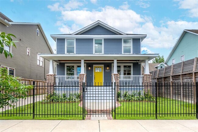 Foto del edificio - 1425 Tulane St