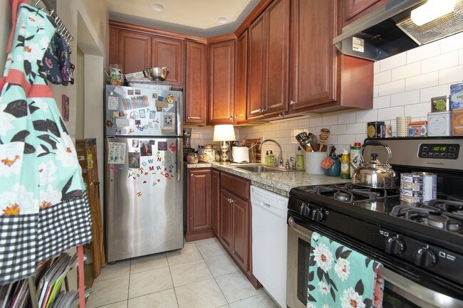 Foto del edificio - 416 E 118th St