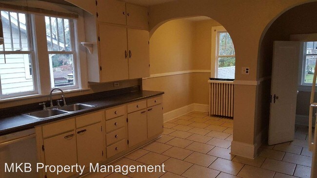 Foto del edificio - 4 br, 1.5 bath House - 2706 Hillcrest Avenue