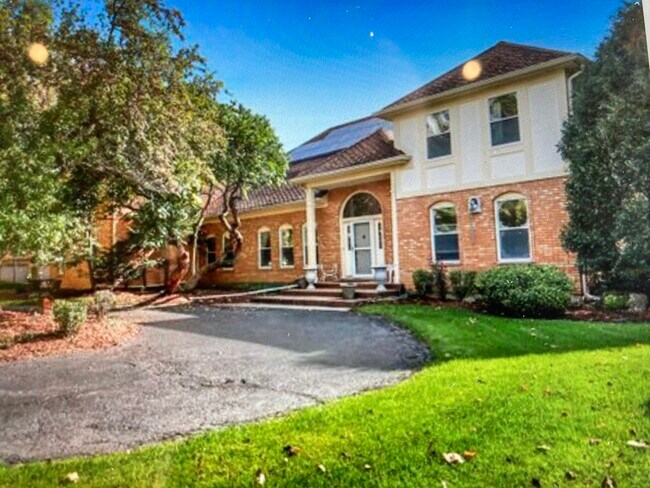 Foto del edificio - 5 Bridlewood Trail