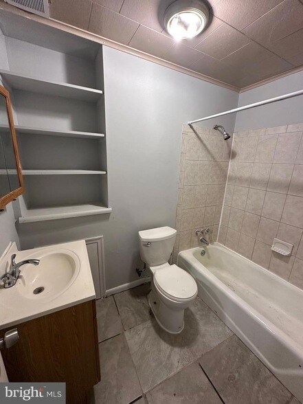 Building Photo - 1217 Arrott St