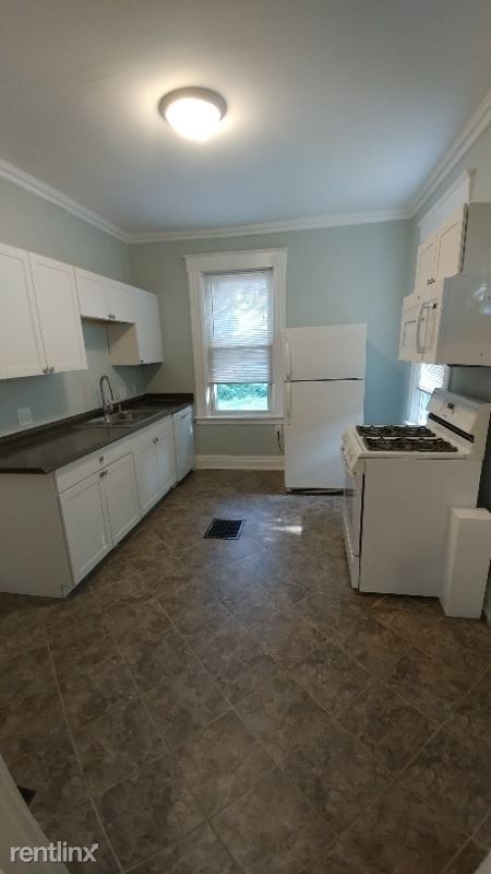 Building Photo - 2 br, 1 bath House - 4713 Castle Pl