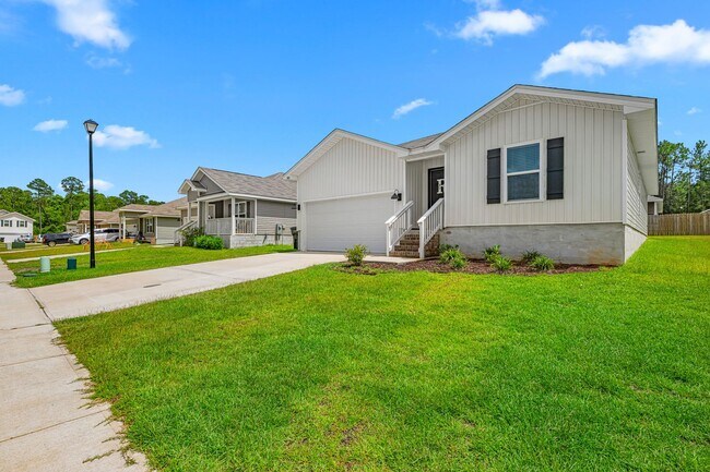 Building Photo - 5843 Belmont Stakes Rd