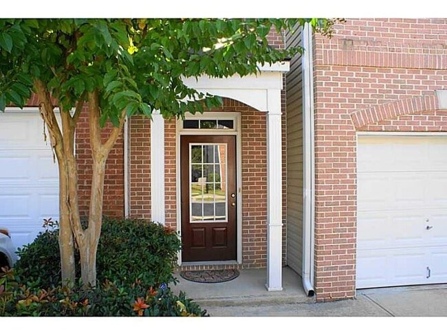 Building Photo - 3880 Grovemont Pl