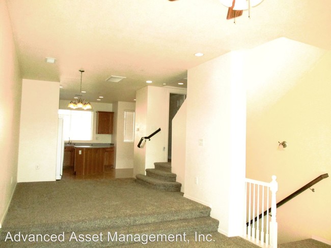 Foto del edificio - 3115 Sterling Ridge Cir