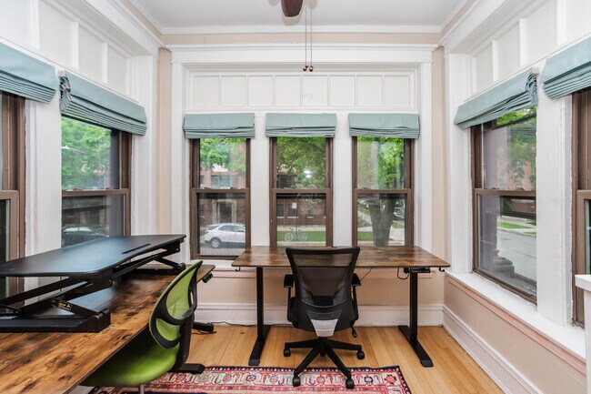 Foto del edificio - 5142 S Greenwood Ave