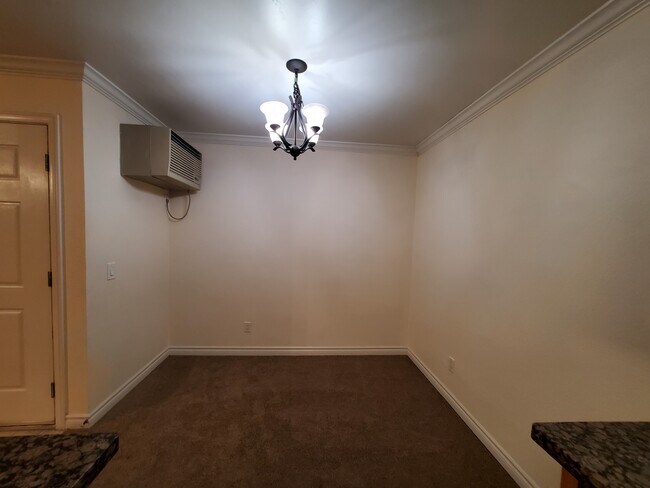 Building Photo - 13303 Rancho Penasquitos Blvd