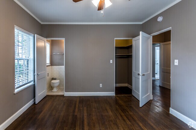 Britton Mansión la habitación principal - Overton Garden Apartments