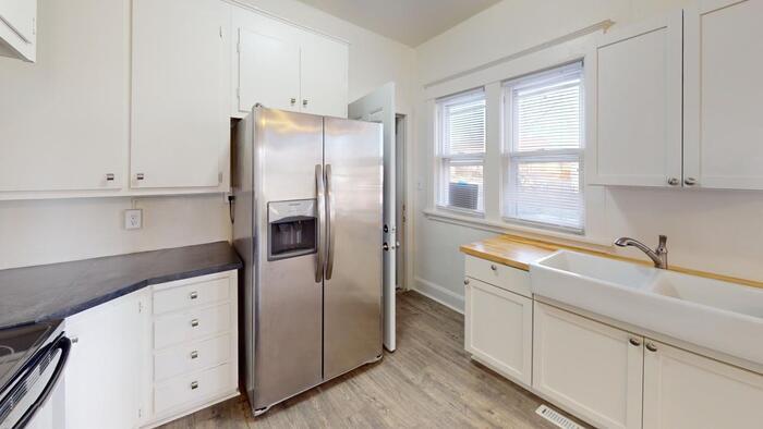 Foto principal - 1200 1st St NW