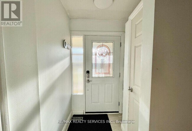 Photo du bâtiment - 48 Chambers Ct