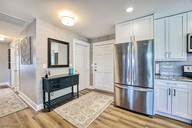 Foto del edificio - 13520 Stratford Pl Cir