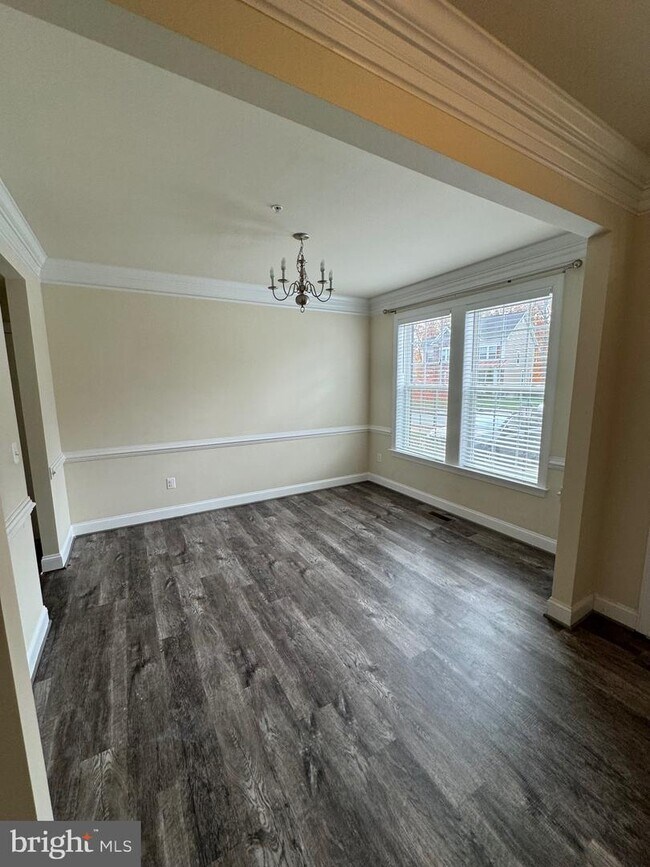 Building Photo - 2560 Shipman Ct