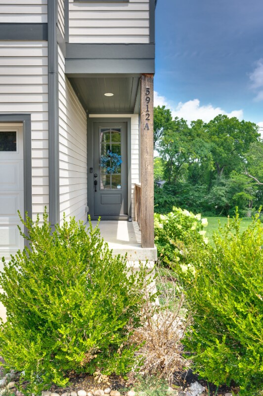 Building Photo - 5912 Maxon Ave