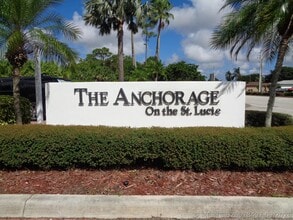 Building Photo - 2516 SE Anchorage Cove