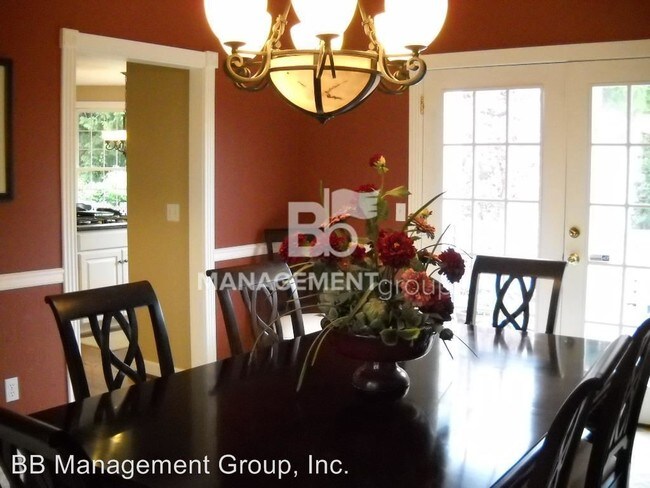 Foto del edificio - 4 br, 3 bath House - 12496 NW Hartford Street