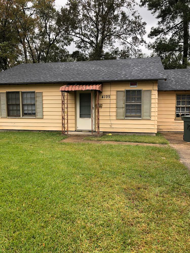 Primary Photo - 3 Bed / 1 Bath Single Family Home in Beaum...