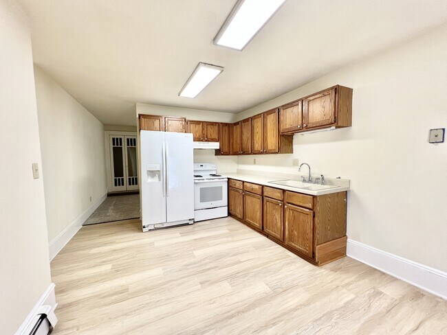 Foto del edificio - 521 E Court St