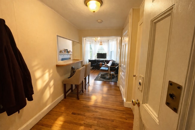 Building Photo - 206 Commonwealth Ave