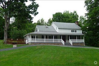 Building Photo - 1025 Freedom Plains Rd
