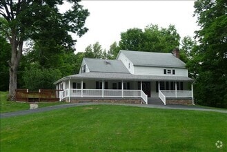 Building Photo - 1025 Freedom Plains Rd